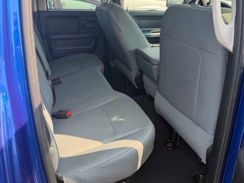 Used 2016 RAM 1500 Express RWD image 9