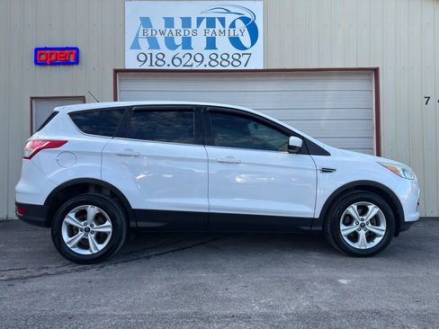 Used 2014 Ford Escape SE image 10