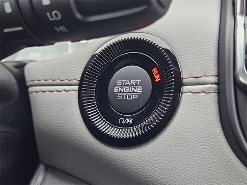 Certified 2026 Jeep Compass Limited image 17