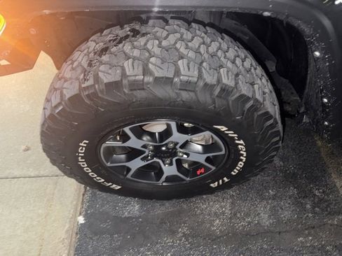 Used 2021 Jeep Wrangler Unlimited Rubicon w/ Dual Top Group image 9