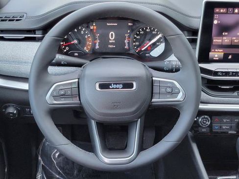 Used 2023 Jeep Compass Latitude w/ Convenience Group AWD/4WD image 35
