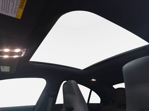 Used 2023 Mercedes-Benz CLA 250 4MATIC image 27