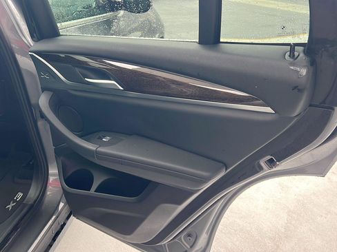 Used 2023 BMW X3 sDrive30i image 15