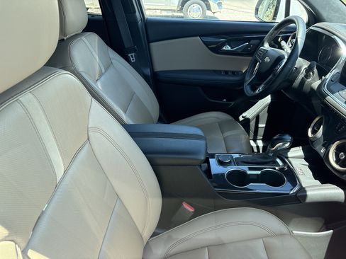 Used 2023 Chevrolet Blazer Premier w/ Enhanced Convenience Package AWD/4WD image 7