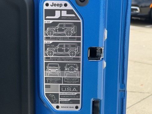 New 2025 Jeep Wrangler Sahara w/ Safety Group image 33