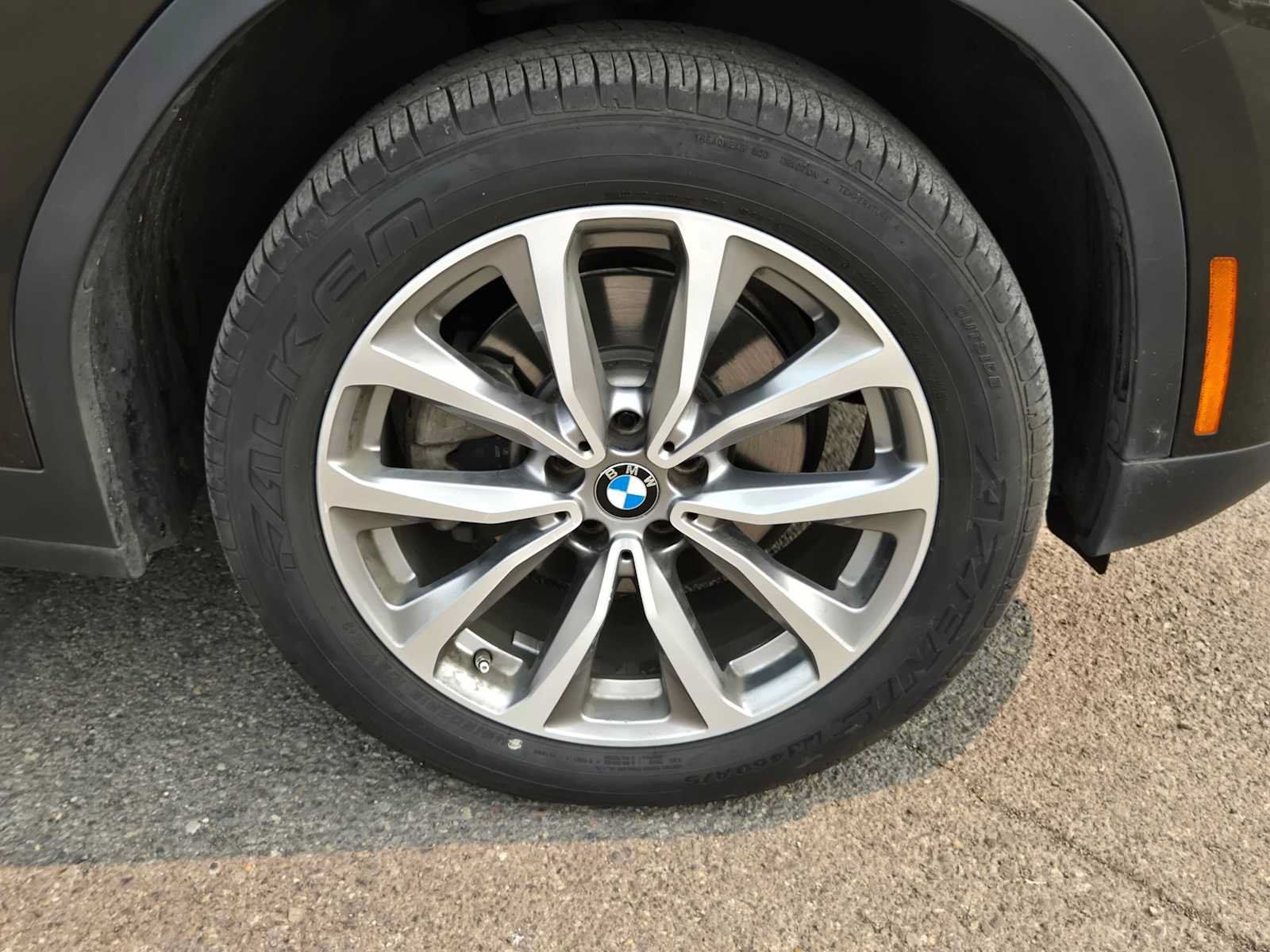 Used 2019 BMW X3 xDrive30i w/ Driving Assistance Package AWD/4WD image 11