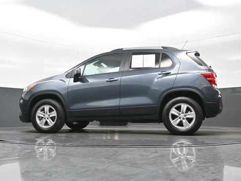 Used 2022 Chevrolet Trax LT w/ Driver Confidence Package AWD/4WD image 26