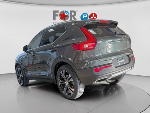 Used 2019 Volvo XC40 T5 Inscription image 5