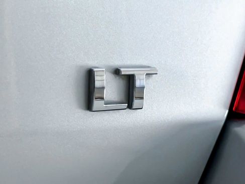 Used 2017 Chevrolet Trax LT w/ LT Convenience Package image 27