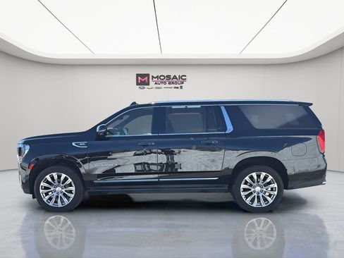 Used 2023 GMC Yukon XL Denali image 9