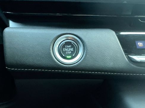Used 2023 Cadillac Escalade ESV Luxury RWD image 22