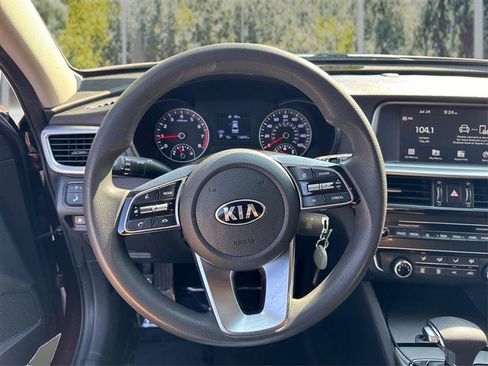 Used 2019 Kia Optima LX FWD image 18