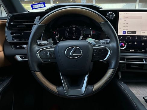 Used 2024 Lexus RX 350 w/ Technology Package image 35