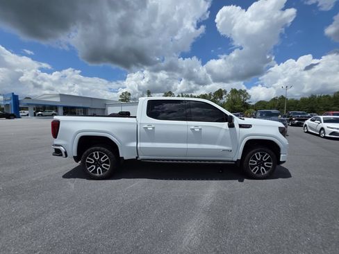 Used 2024 GMC Sierra 1500 AT4 w/ Technology Package AWD/4WD image 6