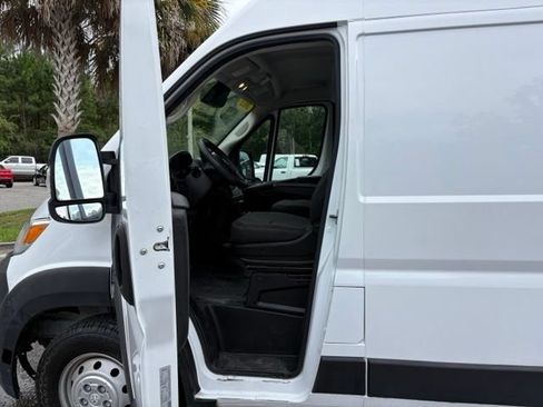 Used 2023 RAM ProMaster 2500 FWD image 8