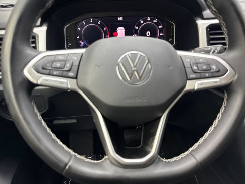 Used 2023 Volkswagen Atlas SE w/ Black Wheel Package FWD image 61