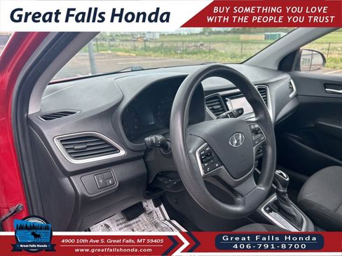 Used 2020 Hyundai Accent SE FWD image 14