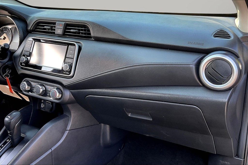 Used 2025 Nissan Versa S FWD image 26