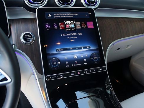 Certified 2026 Mercedes-Benz GLC 300 image 22