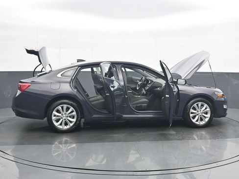 Used 2025 Chevrolet Malibu LT FWD image 36