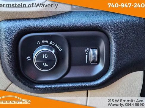 Used 2021 RAM 1500 Big Horn image 17