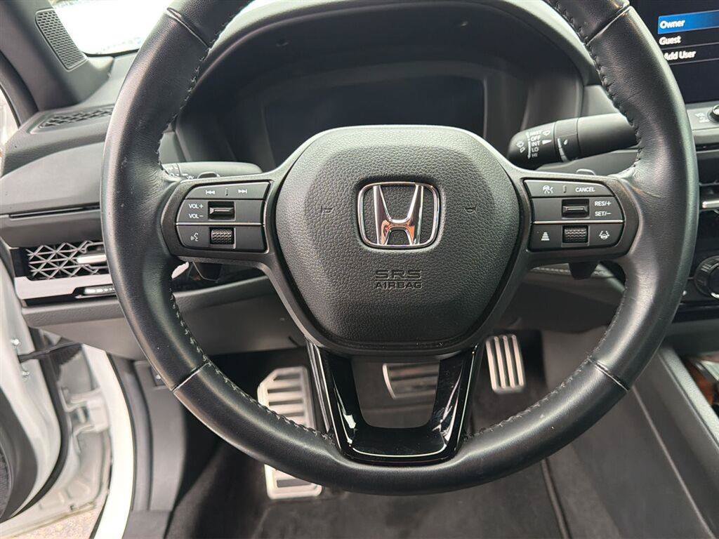 Used 2024 Honda Accord Sport image 19