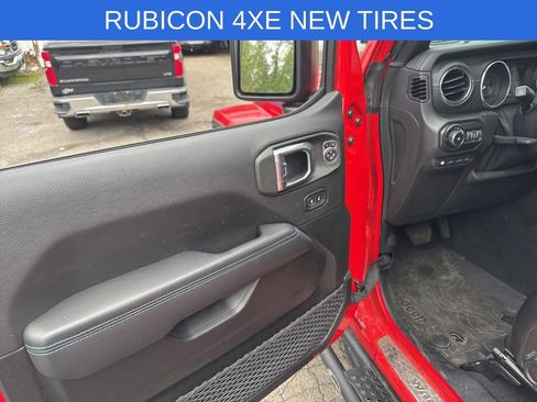 Used 2021 Jeep Wrangler Unlimited Rubicon 4xe w/ Steel Bumper Group AWD/4WD image 10