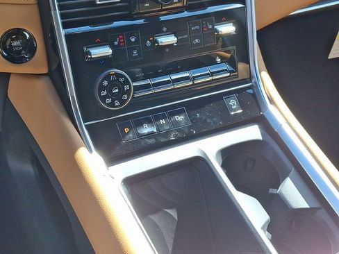 New 2025 Nissan Armada SL w/ Captain's Chari Seat Package image 13