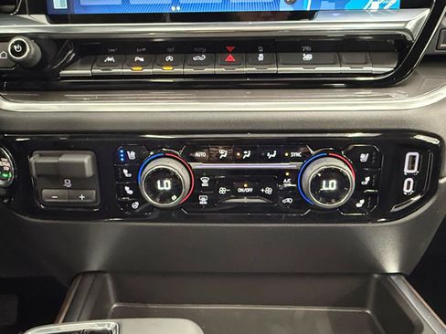New 2026 Chevrolet Silverado 1500 High Country AWD/4WD image 22