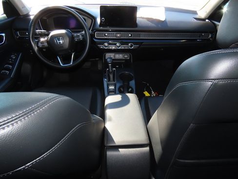 Used 2022 Honda Civic Touring image 19