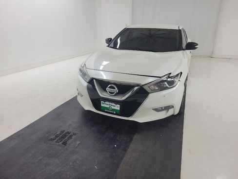 Used 2016 Nissan Maxima SR FWD image 15