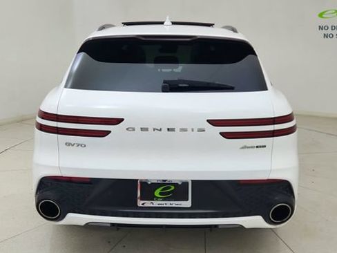 Used 2023 Genesis GV70 3.5T Sport w/ Sport Prestige Package AWD/4WD image 5