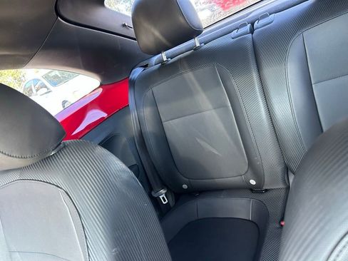 Used 2013 Volkswagen Beetle 2.5 image 11