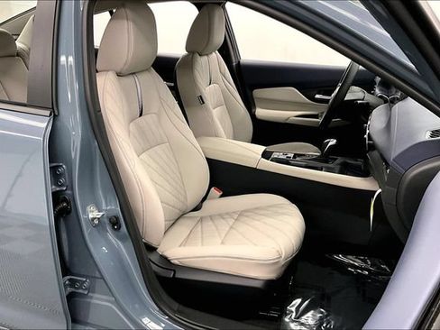 New 2026 Nissan Sentra SL w/ Floor Mat Package FWD image 39