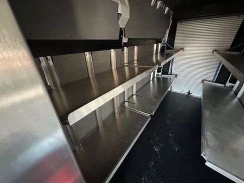 Used 2024 RAM ProMaster 3500 w/ Delivery Van Package FWD image 22
