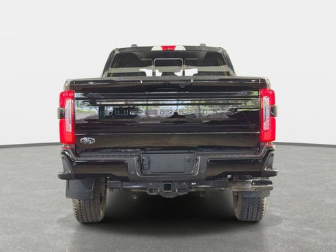 Used 2025 Ford F250 Platinum AWD/4WD image 4