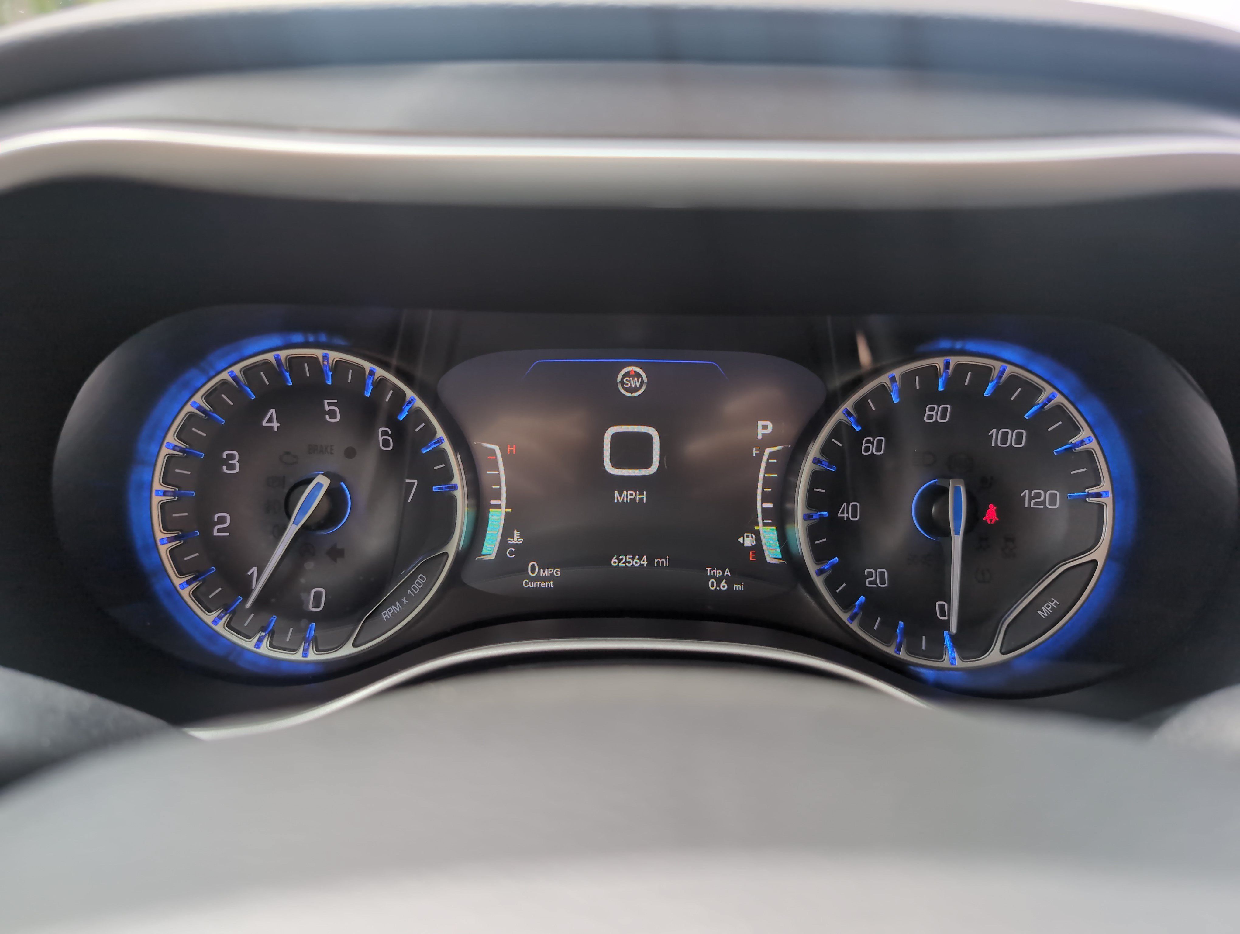Used 2024 Chrysler Pacifica Touring-L FWD image 21