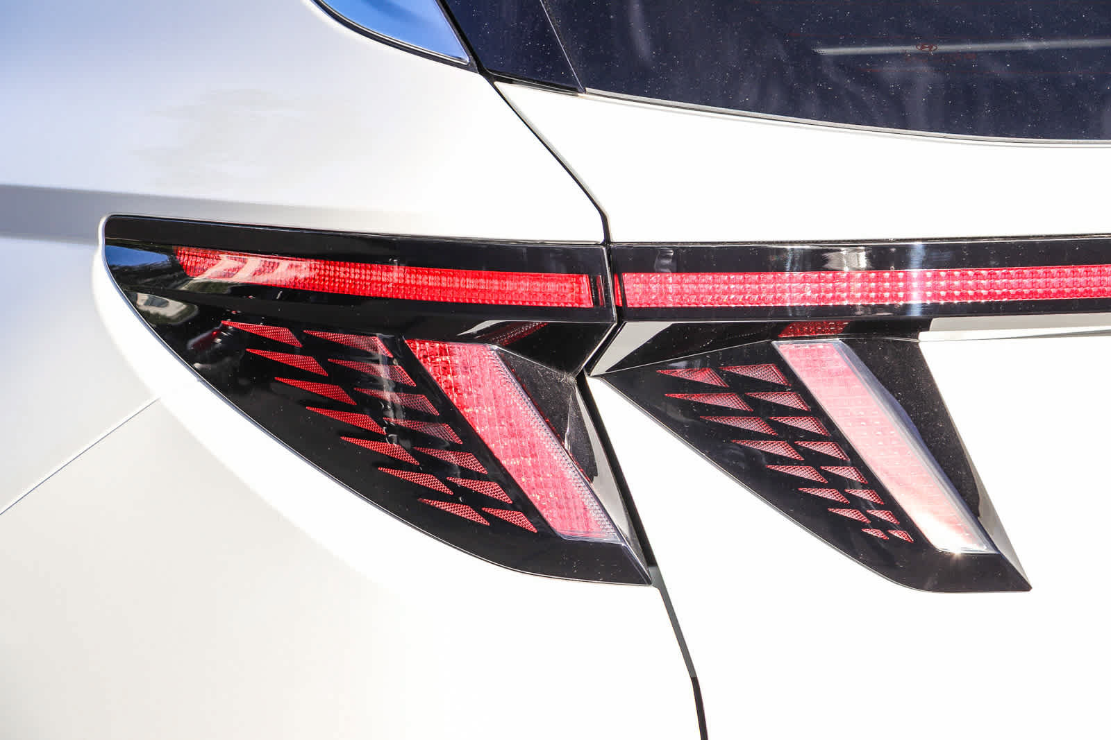 New 2026 Hyundai Tucson Limited AWD/4WD image 9