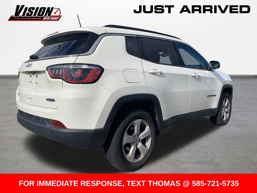 Used 2019 Jeep Compass Latitude AWD/4WD image 3