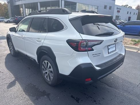 New 2025 Subaru Outback Premium image 7