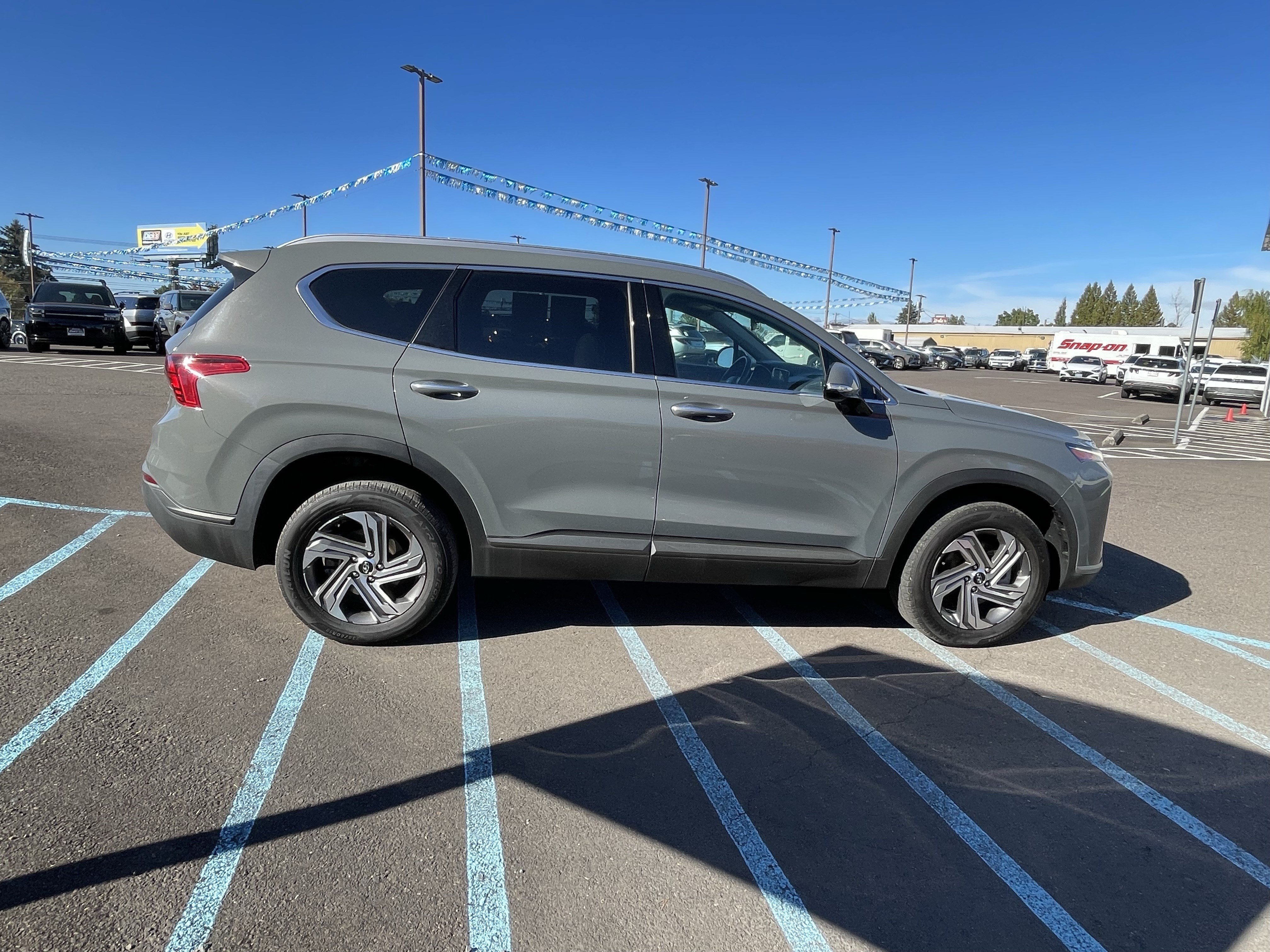 Used 2023 Hyundai Santa Fe SEL AWD/4WD image 6