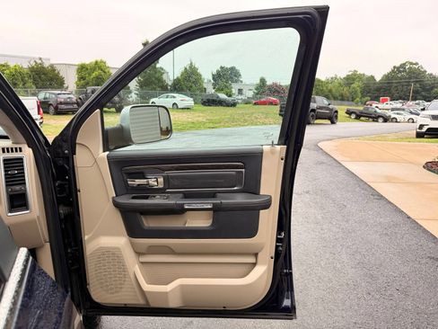 Used 2018 RAM 1500 Limited AWD/4WD image 32