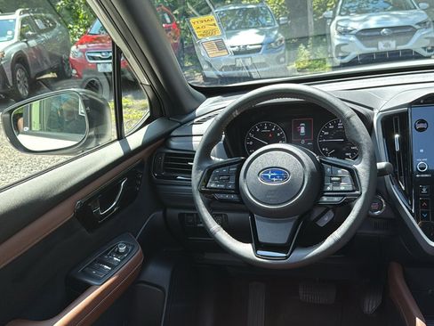 Certified 2025 Subaru Forester Touring AWD/4WD image 23