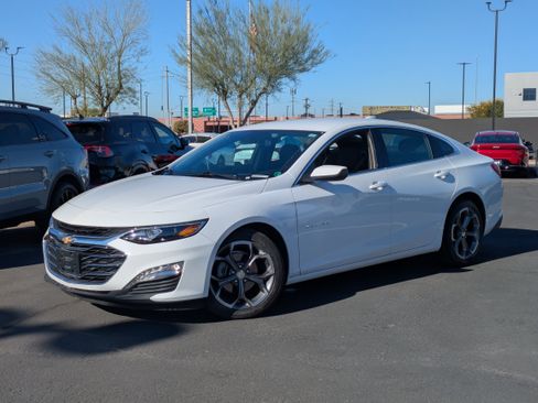 Used 2024 Chevrolet Malibu LT image 31