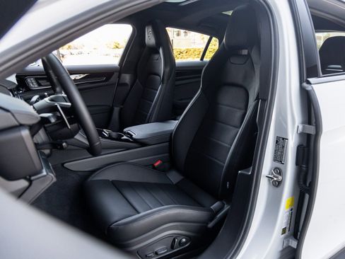 New 2026 Porsche Panamera 4 image 5