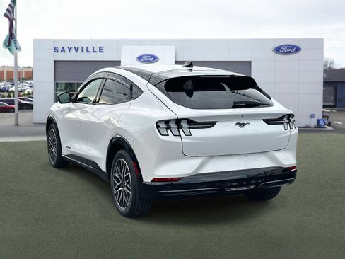 Used 2024 Ford Mustang Mach-E Premium image 4