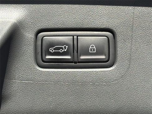 Used 2024 Hyundai Santa Fe Limited image 19