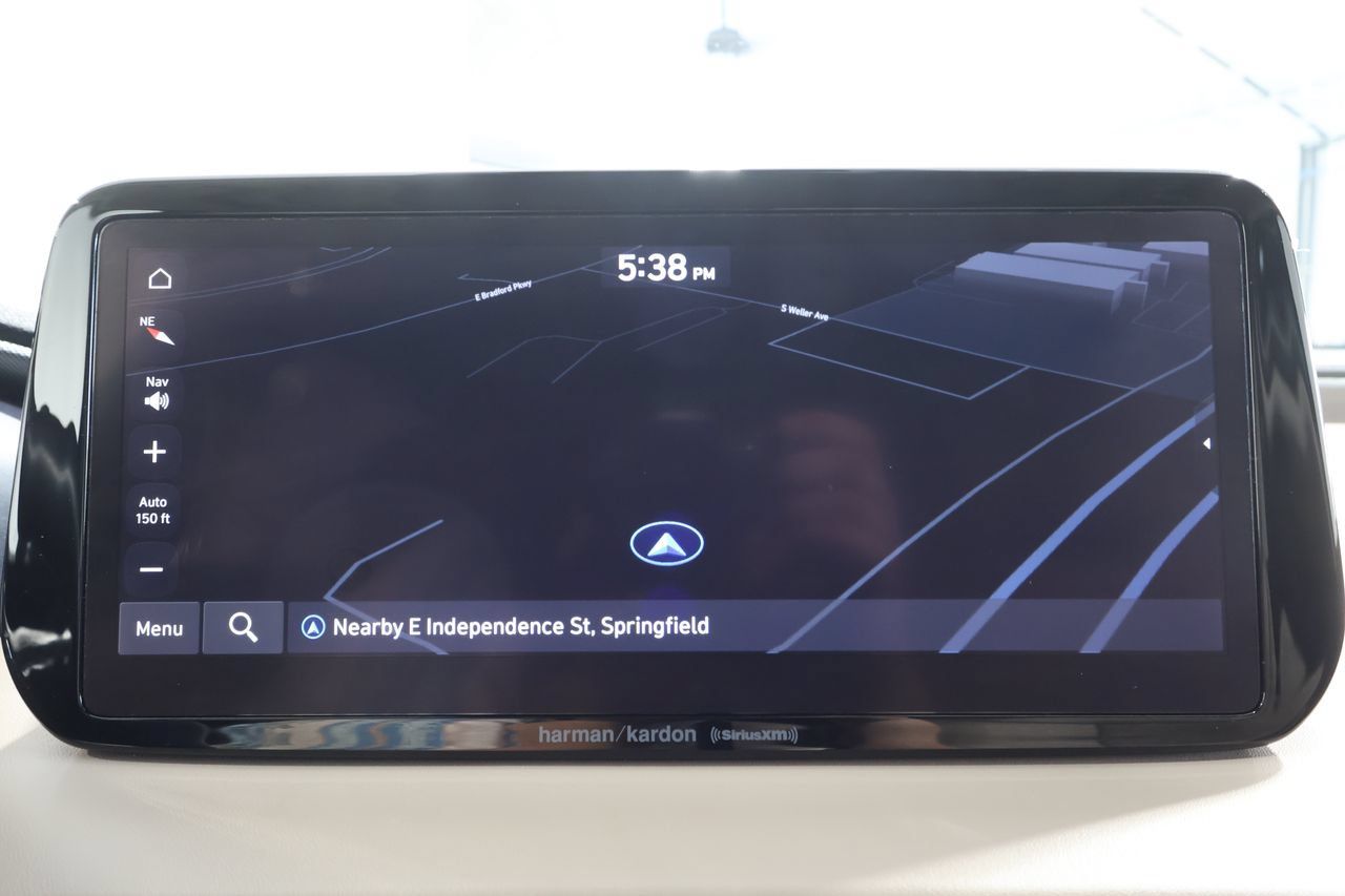Used 2023 Hyundai Santa Fe SEL w/ Premium Package FWD image 13