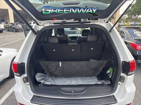 Used 2020 Jeep Grand Cherokee Altitude image 18