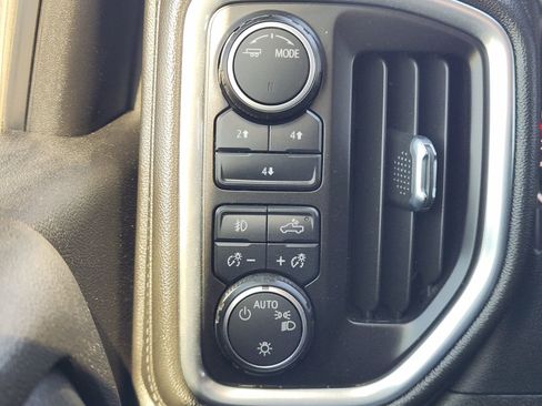 Used 2023 Chevrolet Silverado 2500 LT w/ Convenience Package image 22